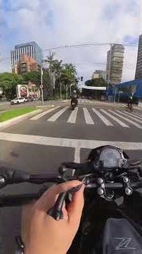 No malice with a big bike #z400 #automobile #zmoto #motovlo #motovlogger #smartphone #humor #moto