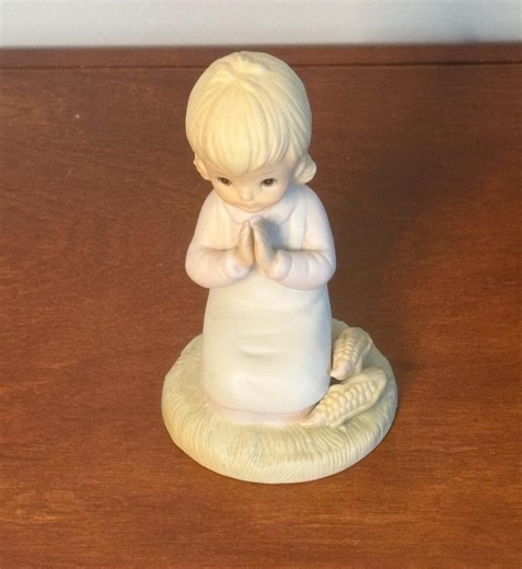 Vintage 1982 Lefton China, the Christorpher Collection Figurine of Little Girl Praying in Harvest - Etsy