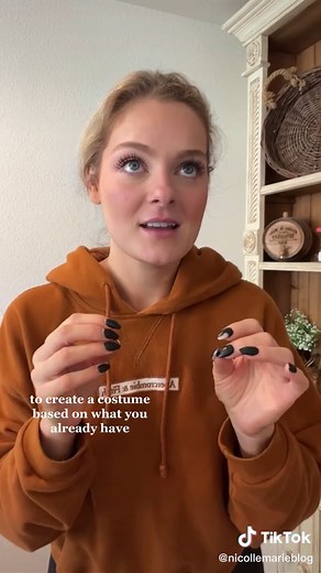 DIY Winnie the Pooh Costume Ideas for Halloweek