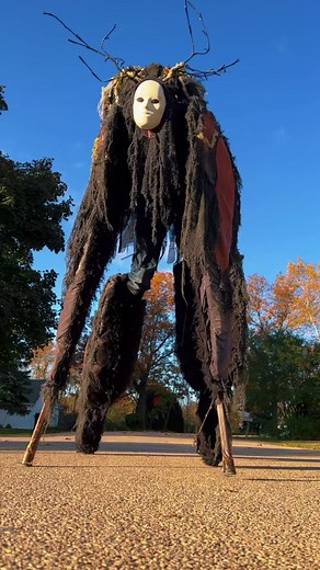 Spooky season is the best #spiritwalker #stiltspirit #TargetHalloween @deanmacman - 📸