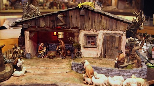 Handwerkskunst: Wie man eine Krippe baut