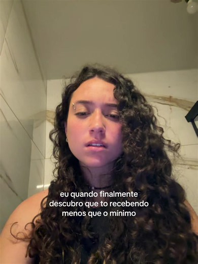eu quando finalmente descubro que tô recebendo menos que o mínimo