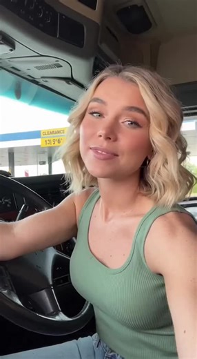 🚛 This delivery has some CRAZY requirements y'all! Can you guess? 🤔