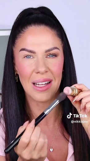 No Mirror Makeup Challenge: Stunning Results