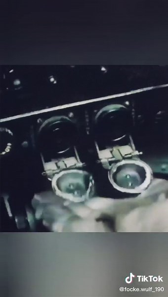 Spitfire #aircraft #ww2 #ww2footage #british #history #europe #aviones #tiktok #uk #fypシ #plane #germany #fyp