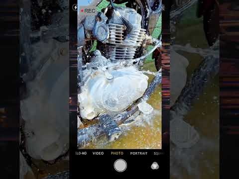 "Insane Engine Cleanup! Removing Years of Dirt Inside This Motorcycle Engine 🔥🛠️"