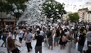 VIDÉO. À la fête de la musique à Rennes, la température baisse et le son monte