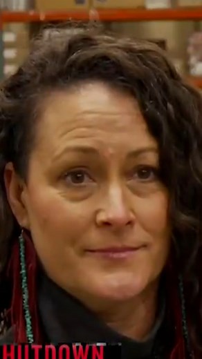 For every 1 meal a food bank provides, SNAP provides 9. Food banks can’t fill the gap if the GOP refuses to use contingency funds for SNAP or negotiate with Democrats to reopen the government. This food bank director is sounding the alarm as 42 million people are set to lose their SNAP benefits on November 1. | NowThis Daily