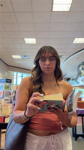 come shopping at Barnes with me 📚🧡✨✍🏼📖 #booktok #nonfiction #bookshopping #barnesandnoble #bookhaul @Barnes & Noble
