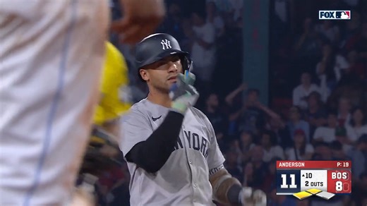 Gleyber Torres drives in 2 more! Yankees lead 11-8 in the 10th. | MLB on FOX