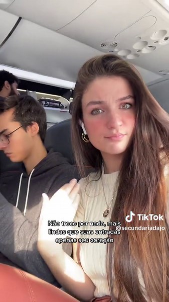 Young Love on an Airplane: A Sweet Encounter