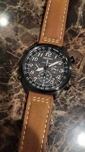 Atomic Clock signal setting of Seiko 8B92-A0V0 Solar Powered Pilot World Time Chronograph