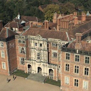 2.7M views · 1.6K reactions | They want her to play by their rules but Hanna doesn't play games. Season 2, streaming now only on Prime Video. | Amazon Prime Video | Facebook