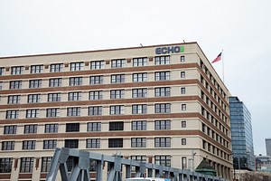 Take a look at the new face of the 600 W. Chicago building! Echo is excited to share that we have evolved to become one of the largest tenants at our headquarters' location and are honored to have our name and logo featured on the exterior of the building. If you're located in Chicago, we'd love to see your view of the new logo - comment below your view of the building! Explore Echo's growth story by visiting: https://bit.ly/3PCfIkp | Echo Global Logistics