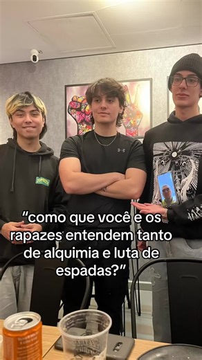 Castle Crashers Beekeeper Cosplay: Especialistas em Ficar Presos na Mesma Fase por 20 Horas