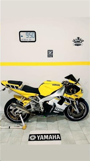 #r1 #yamaha #2000 #yzf