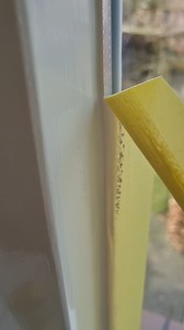 Perfect straight line. #handyman #handmade #straightlines #painter Kip Tape Nederland | Schildersbedrijf Edens Handige Schildertips