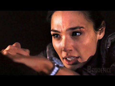 Gisele sacrifices herself for Han | Gal Gadot's Death Scene | Furious 6 | CLIP