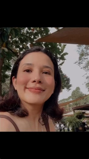 Cutie and so, so pretty, Karylle! It truly is a beautiful day for a wedding. Congratulations to the newlyweds, @mskaylarivera and @miggyjimenez — wishing you a lifetime filled with love, happiness, and endless beautiful moments together. 💍🤍 | The Mistos