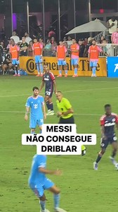 Messi não consegue driblar #messi #lionelmessi #dribles | Diego Freestyle