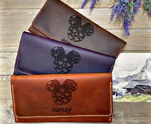 Disney Gifts, Personalized Women Wallet, Cute Wallet, Unique Christmas Gift, Christmas Wallet, Leather Wallet for Women, Mom Gift - Etsy