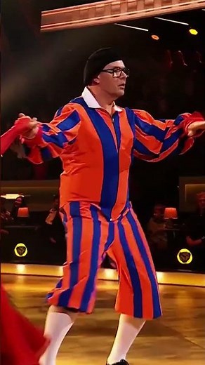 Izabela i Tomasz - "Więcej uśmiechu Karolak!" I Taniec z Gwiazdami sezon 17 | PolsatBoxGo