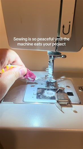 Managing Sewing Machine Challenges: Tips and Hacks