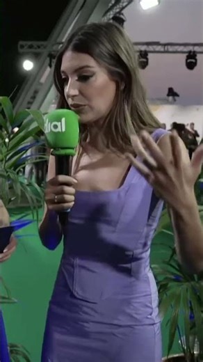 ANA GUERRA sobre su BISEXUALIDAD: "Es triste que se haga viral" 😭💚 #PremiosDial2024 | Cadena Dial