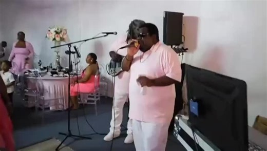 J-Unit Band HTX the small band with a big big sound … we bring the Caribbean to YOU!!!🎶🥁🎧 🔉🎵🎹Houston#1Caribbean Party Band Booking info 281-520-5384🇻🇮🇺🇸🇹🇹🇵🇷🇱🇨