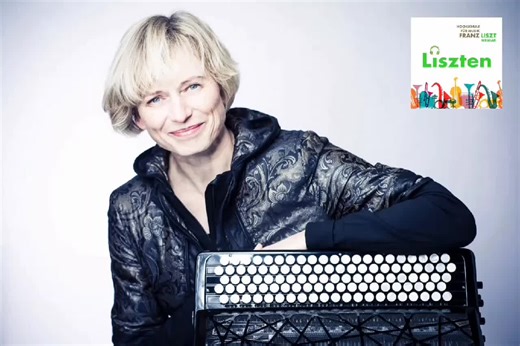 #HfM150 Zurücklehnen, Augen zu und Ohren auf. Die erste Folge unseres neuen Podcasts ist online! 🥳 Zum Auftakt von "Liszten" hat Moderator Christofer Hameister unsere Akkordeonprofessorin Claudia Buder ans Mikrofon geholt. Hören könnt ihr unseren Podcast jederzeit auf Spotify und Deezer oder auch über unsere Website: www.hfm-weimar.de/liszten. Wir wünschen viel Spaß beim Hören und freuen uns auf euer Feedback! 🎧 💬 Zu unserem 150. Geburtstag in diesem Jahr sprechen wir mit den Menschen, die di