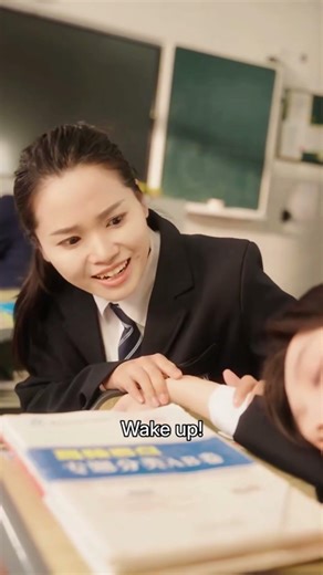 #kalostv 她被恶毒女配推下高台惨死，青梅竹马赶到时只能抱着她的尸体痛哭！重生后她只想问：这一次，你还来晚吗？