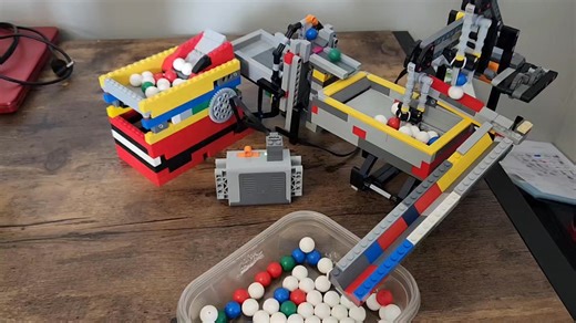 Started making a great ball contraption. | Alex Dotzert