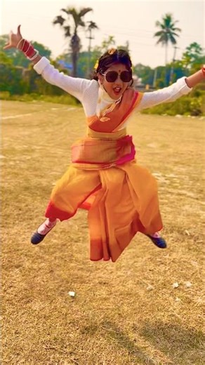 Chinese dance, but Indian classical and folk dance mixing👉 #manojbin