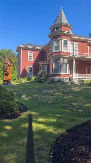 Exploring Stephen King's House in Bangor, Maine