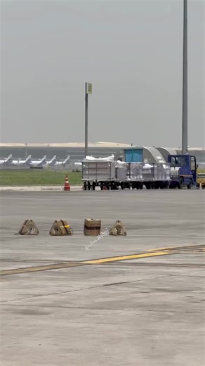 Boeing 737 Takeoff with SpiceJet