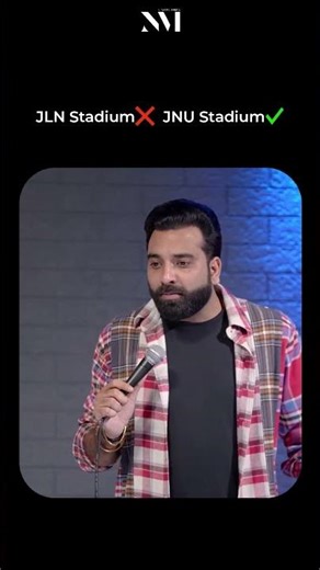 Anubhav Singh Bassi Roasting Audience 😂 | Crowd Work Comedy at Its Best! #funny #comedy