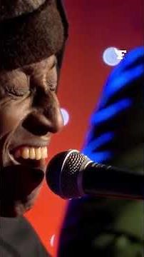 Keziah Jones interprète son titre «Rhythm Is Love» au «Live Musique»