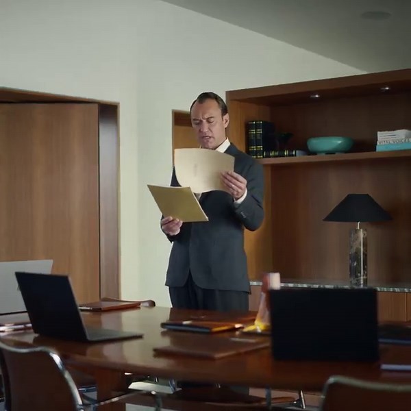 Jude Law presents Legora how to collaborate seamlessly | Legora | 12 comments