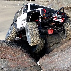 These custom off-road ready RC cars have $1000 worth of modifications! 🔥💪 | Supercar Blondie