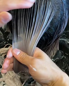 4.5K views · 37 reactions | @ultrafadebyrich shares his favorite CREAMY BLONDE formula using all @fanolaaus @fanola range: ⬇️ Assisted @thylehair Roots: 5.11 20gs + 5.1 40gs + 2cm of violet. Ends: 8.2f 45gs + 10.0 45gs + 1cm violet. 1:2 ratio with 3.5vol #beautylaunchpad #haireducation #hairvideos #hairvideo #blondehair | Beauty Launchpad | Facebook