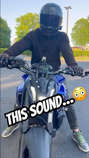 You Can FEEL This Yamaha MT-07 😳🔥 (Akrapovič CP2)