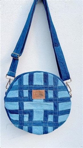 A quick tour how to sew this denim bag #diy #bagsewing #handmade #sewing #sewingtips