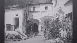 Hans Moser - "A bisserl Grinzing, a bisserl Sievering..." Video created by © Nostalgia Vienna | Nostalgia Vienna