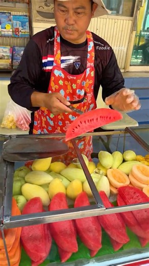 Fresh Fruit Cutting – Clean, Quick & Delicious!