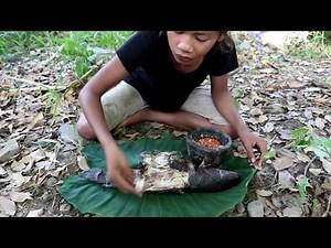 Survival skills: Amazing girl catch big fish by hand for food - Cook big fish eating delicious #36