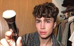 【Dean】“Shawn Mendes”萌德在衣橱里给你化妆~角色扮演_哔哩哔哩_bilibili