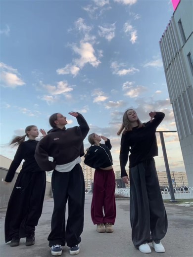 Prime Team: Trending Dances & Community