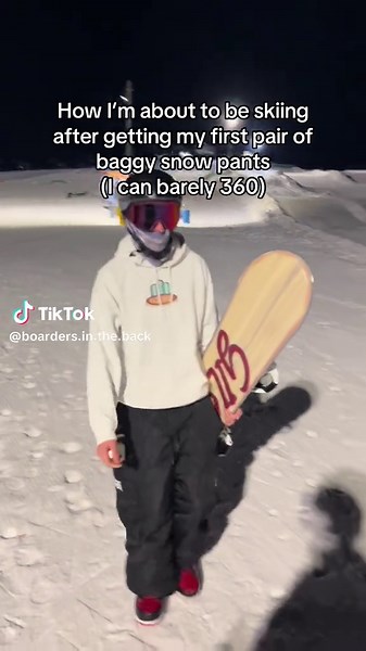 Skiing in Baggy Snow Pants: My First Experience