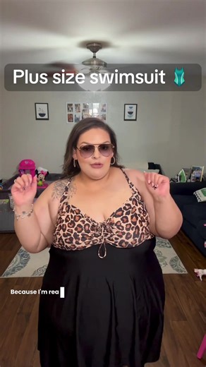 An ACTUAL plus size friendly bathing suit that compliments our bodies well?!?! Pinch me! #plussizefashion #plussizeswimsuit #ootd #plussize #swimsuit