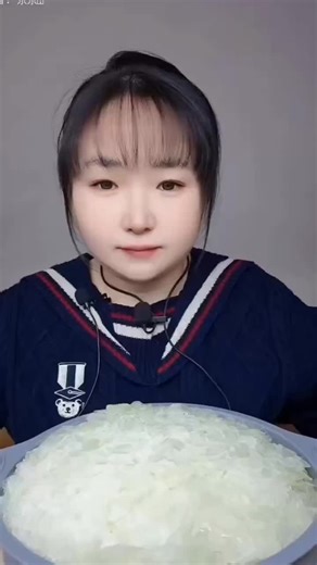 Ice Eating ASMR Compilation: Satisfying Crunch Sounds